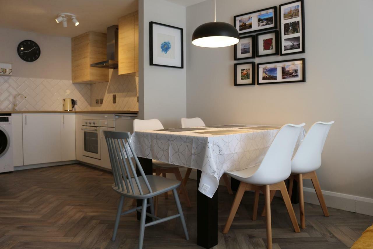 Queens Quarter Holiday Homes (Adults Only) Belfast Kültér fotó
